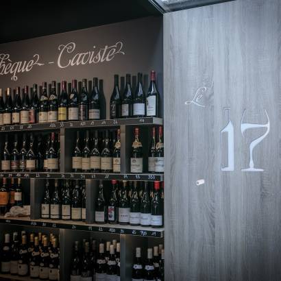Le 17 Place aux Vins Le 17 Place aux Vins