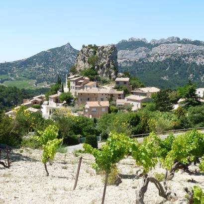 26 - Between Mont Ventoux and The Dentelles