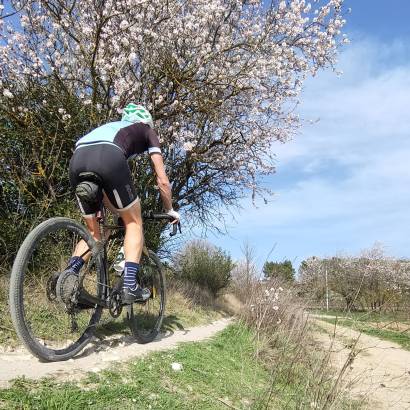 VTT n°10 -  A la découverte des collines pernoises