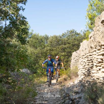 Mountainbikeroute n°43 – Van het cederbos naar het Croix de Lagnes