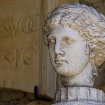 The Maison Apollon flash visit in English - Site de Puymin The Maison Apollon flash visit in English - Site de Puymin