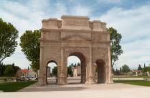 The arch of Orange