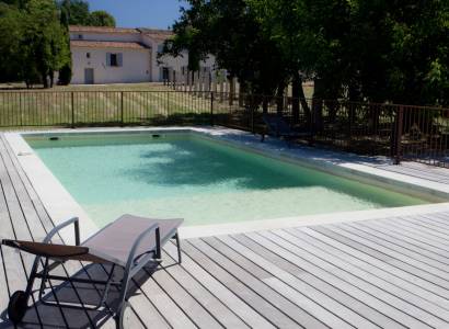 Château la Croix des Pins : Gîte Les Dentelles