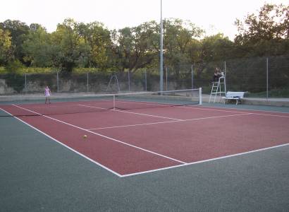 Terrain de tennis