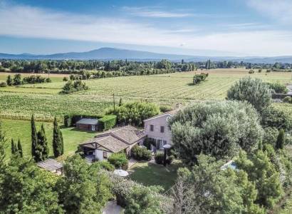 Le Mas des Bardes "Gîte Alpilles"