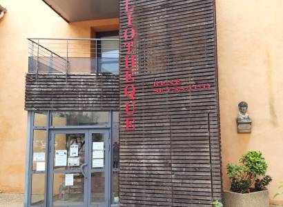 Bibliothèque municipale René Seyssaud