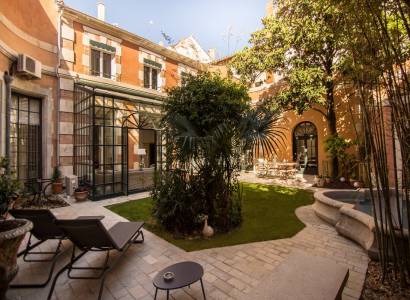 Au coeur d'Avignon - Bar à vin