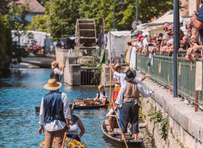 Le Marché Flottant