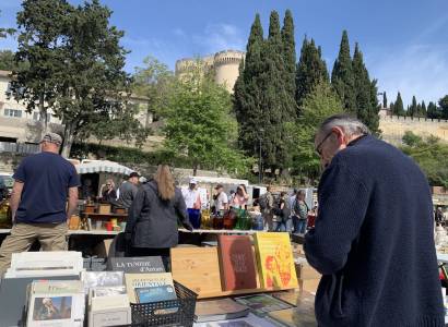 Marché à la brocante