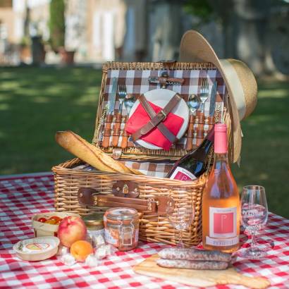 Picknick in de wijngaard van Château Pesquié