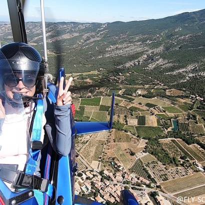 Discovery flight of the typical Villages at the foot of Mont-Ventoux
