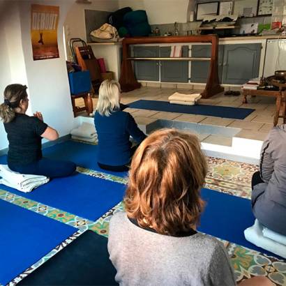 Retraite Yoga Iyengar & coaching à Mérindol