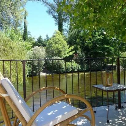 Les pieds dans l'eau