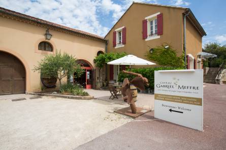 Donnerstags im Sommer auf dem Weingut Domaine de Longue Toque - Gabriel Meffre: Besichtigung und Weinprobe