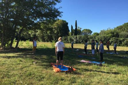 Séances de yoga sur le site de Villeneuve en Scène